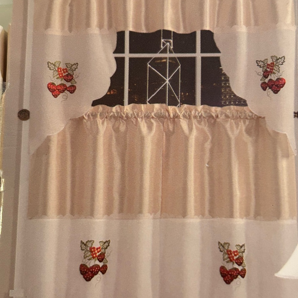 Embroidery kitchen curtain
